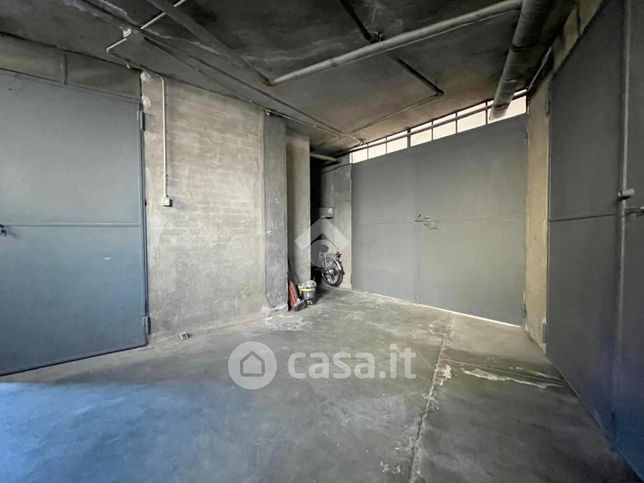 Box/posto auto in residenziale in Via Alessandro Lamarmora 44