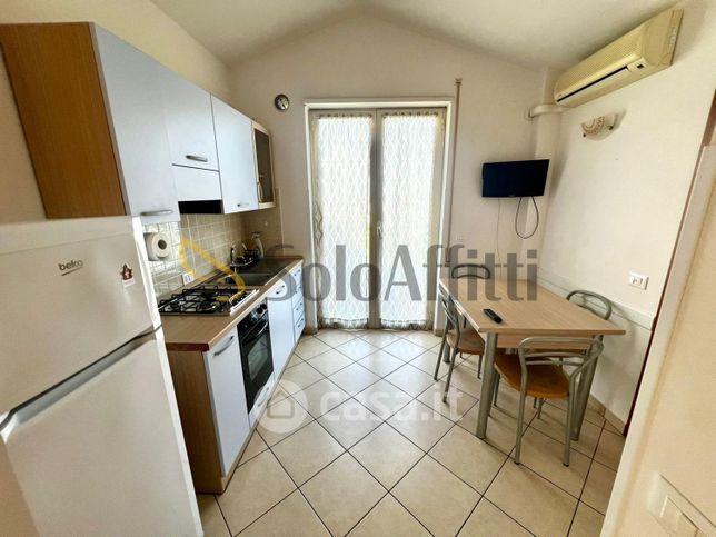Appartamento in residenziale in Via Giacomo Leopardi 19