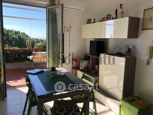 Appartamento in residenziale in Via Polifemo 3