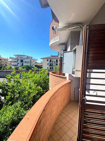 Appartamento in residenziale in Via Aversa 13