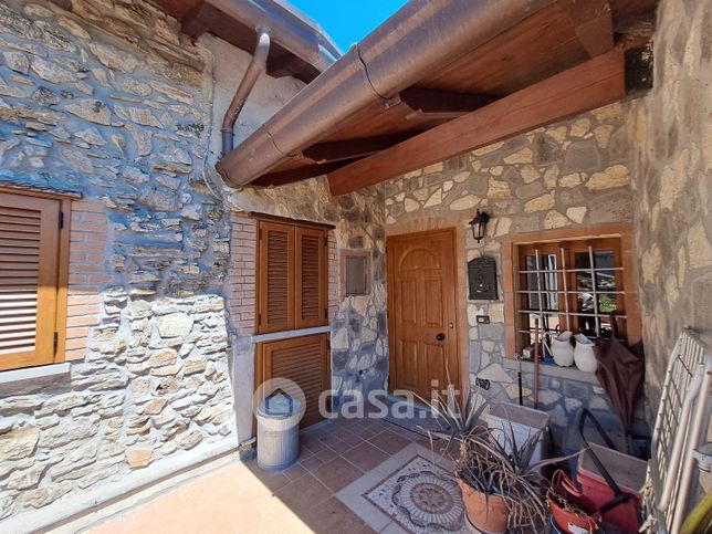 Casa bi/trifamiliare in residenziale in LocalitÃ  Lorenzana 20