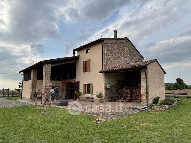 Rustico/casale in residenziale in 