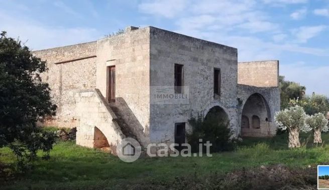 Villa in residenziale in Via costa merlata