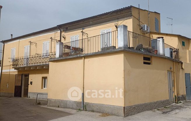 Casa indipendente in residenziale in Via 1 Maggio