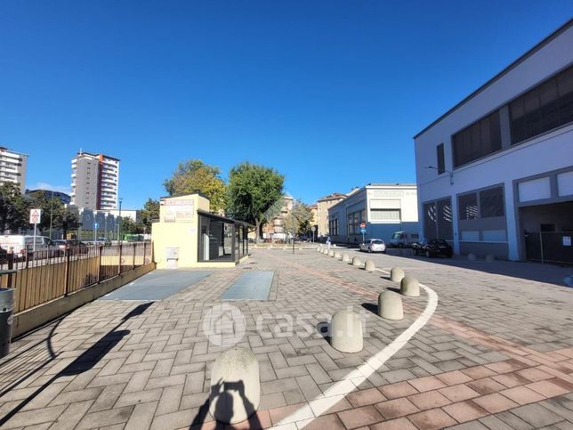 Garage/posto auto in residenziale in Piazzale Antonio Chiribiri 8