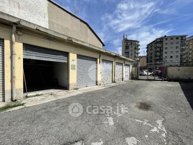 Garage/posto auto in residenziale in 