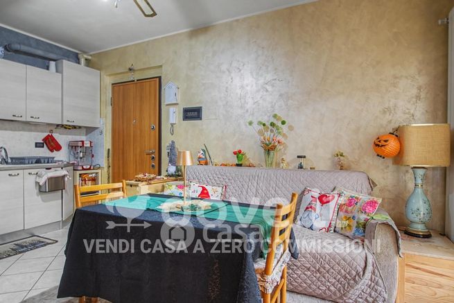 Appartamento in residenziale in Via Confalonieri 4