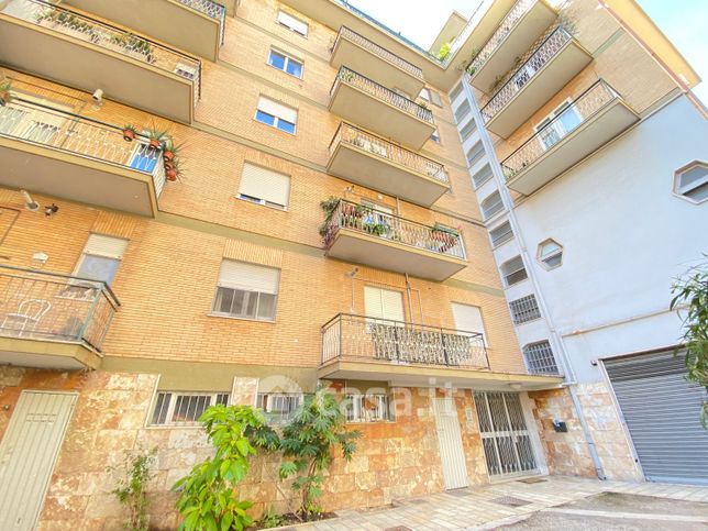 Appartamento in residenziale in Via Monti Simbruini