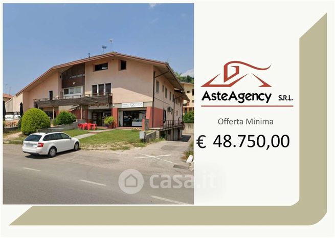 Ufficio in commerciale in Via Giacomo Matteotti 3