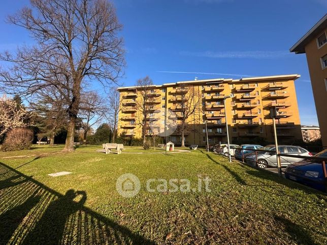 Appartamento in residenziale in Via Passo Aprica 10