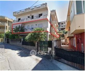 Casa indipendente in residenziale in Viale Giacomo Leopardi 76