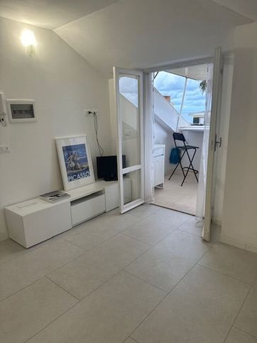 Appartamento in residenziale in Via Ponza 10