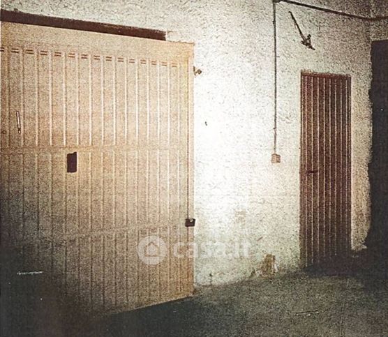 Box/posto auto in residenziale in Via Carlo Santagata 12
