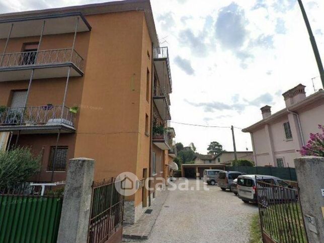 Appartamento in residenziale in Via San Dionigi 22