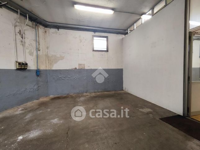Capannone in commerciale in Viale 5 Giornate 549