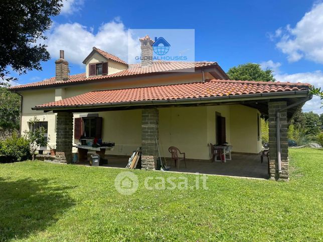 Casa indipendente in residenziale in Via Settevene Palo II Tronco