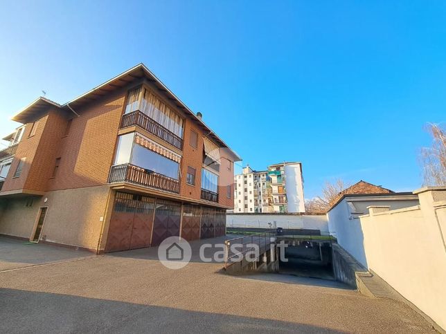 Box/posto auto in residenziale in Corso Casale