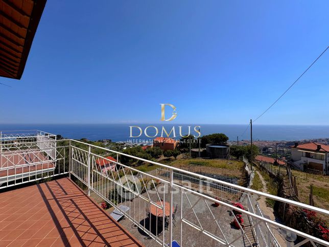 Appartamento in residenziale in Strada Magnan Collabella 50