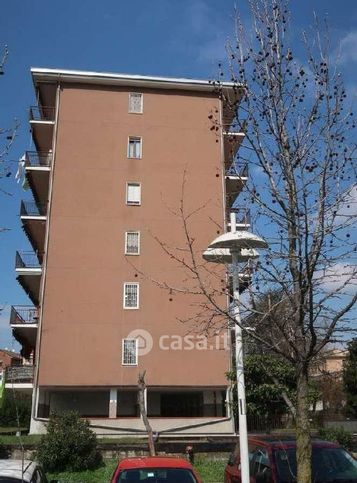 Appartamento in residenziale in Via Monza 5