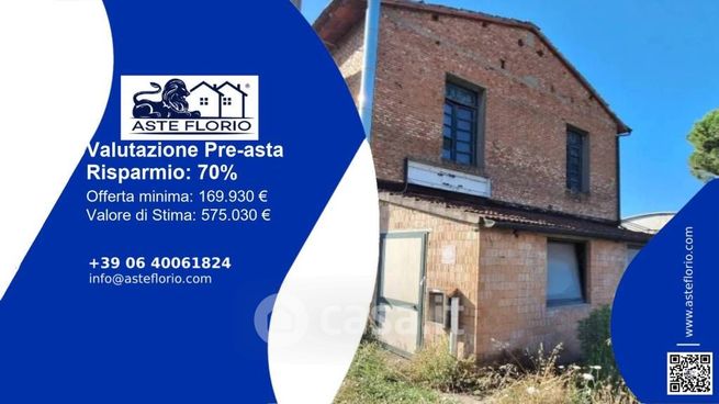 Capannone in commerciale in Via Antonio Gramsci