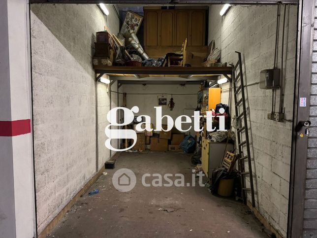 Garage/posto auto in residenziale in Via Tarcento