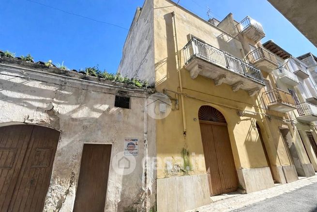 Casa indipendente in residenziale in Via Andrea Cordone 65