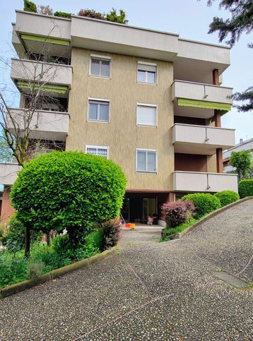 Appartamento in residenziale in Via Costantino 2