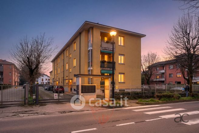 Appartamento in residenziale in Via I. Rota 15