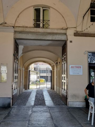 Garage/posto auto in residenziale in Piazza Vittorio Alfieri 27