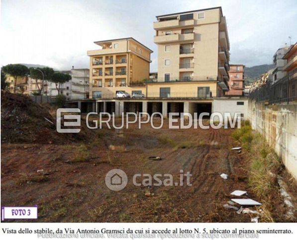 Box/posto auto in residenziale in Via Francesco Costabile Poeta