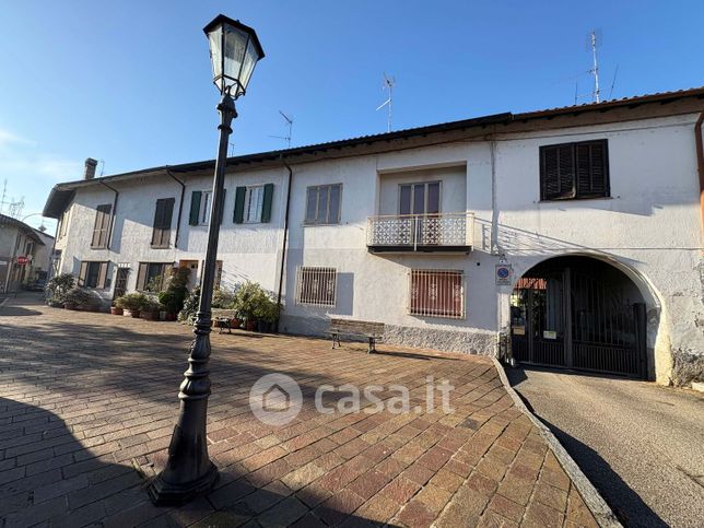 Casa indipendente in residenziale in Piazza Risorgimento 4