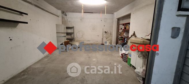 Box/posto auto in residenziale in Via Rumenia