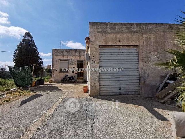 Casa indipendente in residenziale in Via dei Platani