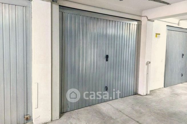 Box/posto auto in residenziale in Via Sottotenente G. Scalia