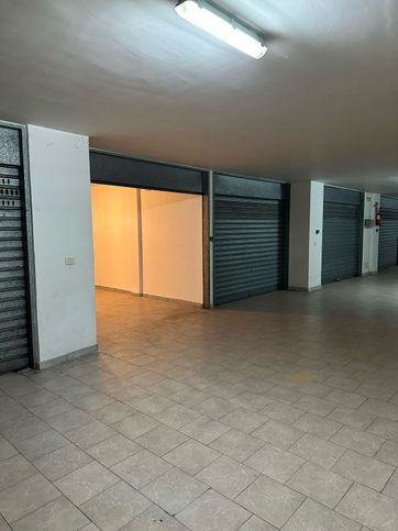 Box/posto auto in residenziale in Via Pier Paolo Pasolini 1