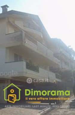 Appartamento in residenziale in Viale Umbria 31