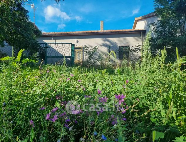 Rustico/casale in residenziale in Via San Vito