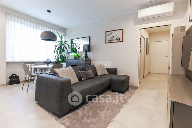 Appartamento in residenziale in Via Privata Orio Vergani 14