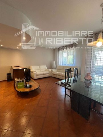 Appartamento in residenziale in Via Don Filippo Anghileri 7