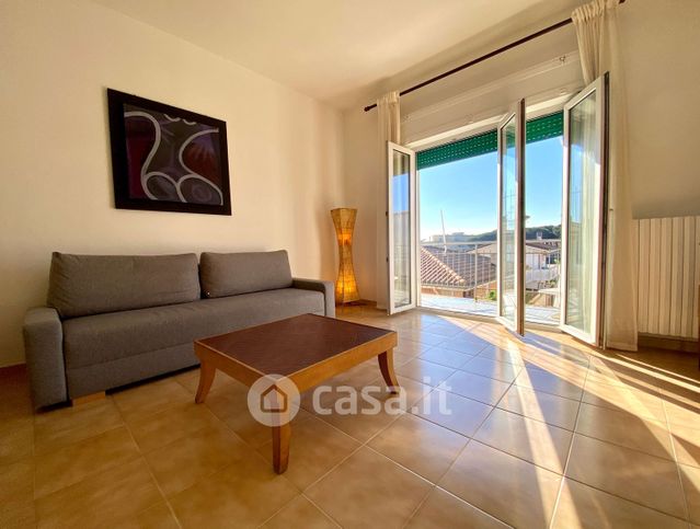 Appartamento in residenziale in Via Capua 11 a