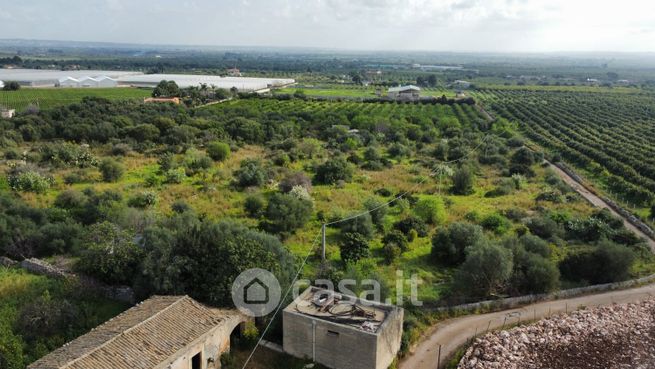 Terreno edificabile in residenziale in Contrada Maeggio