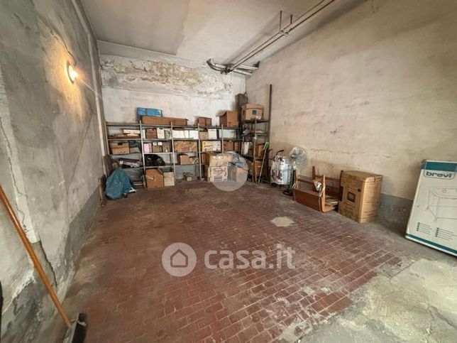 Garage/posto auto in residenziale in Via Giuseppe Mazzini 13