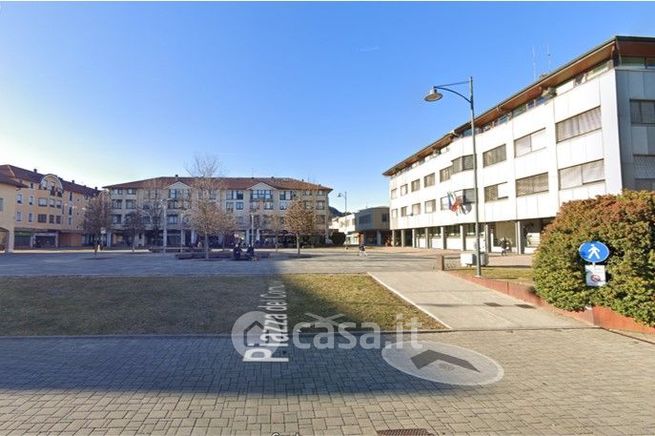 Ufficio in commerciale in