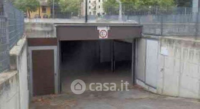 Garage/posto auto in residenziale in Via A. De Gasperi