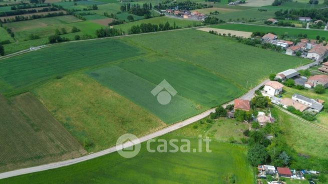 Terreno edificabile in residenziale in Via Bagatte
