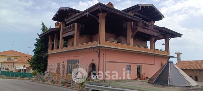 Appartamento in residenziale in Via Badette 48