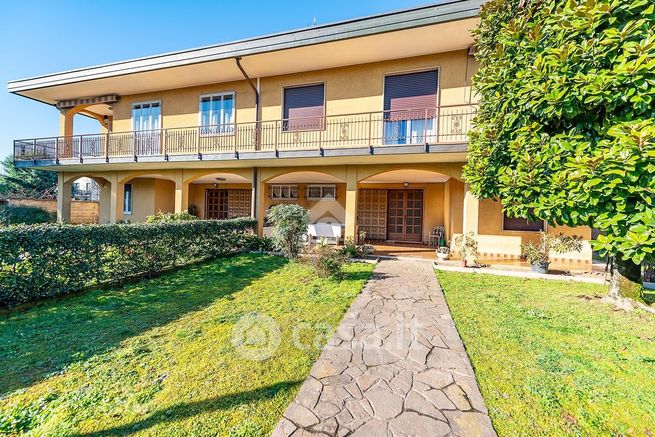Appartamento in residenziale in Via Nino Bixio 17