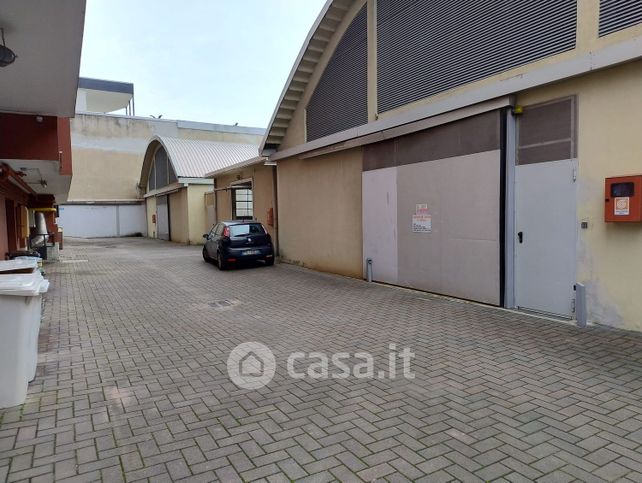 Box/posto auto in residenziale in Via Giuseppe Ripamonti 177