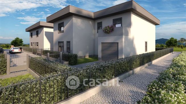 Villetta a schiera in residenziale in Via Lombardini