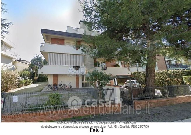 Appartamento in residenziale in Viale Sesia 7